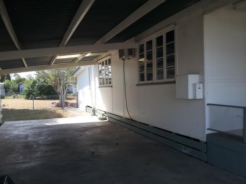 18 Kroombit, Biloela QLD 4715