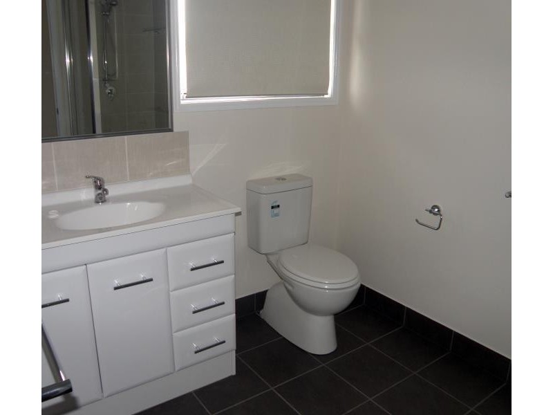 1/2 Park Street, Biloela QLD 4715