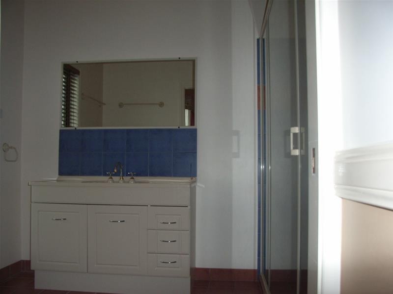 1 Keralee Court, Biloela QLD 4715