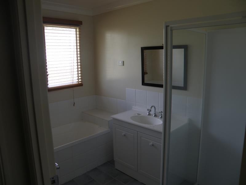 14 Neville Street, Biloela QLD 4715