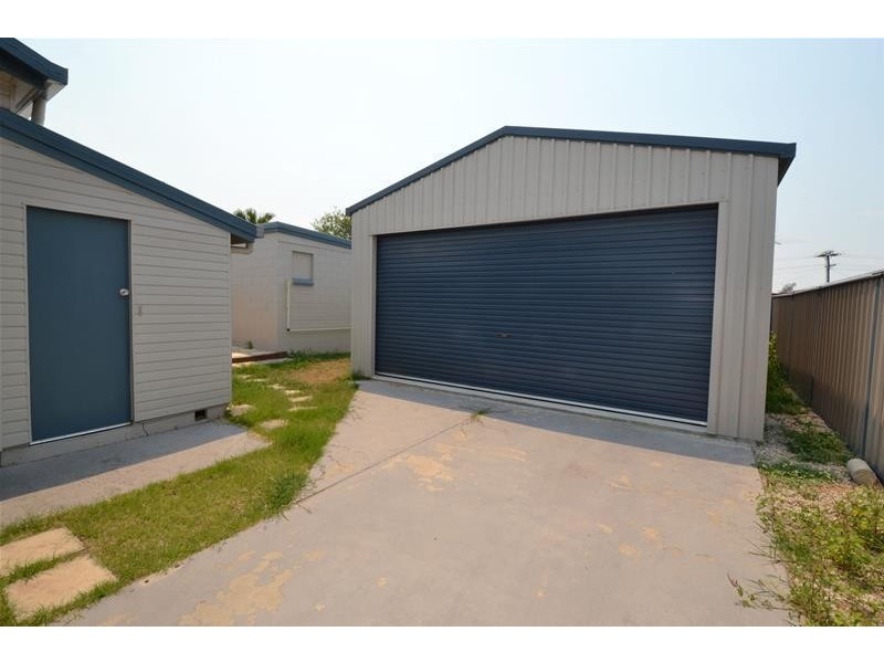 8 Orange Street, Biloela QLD 4715