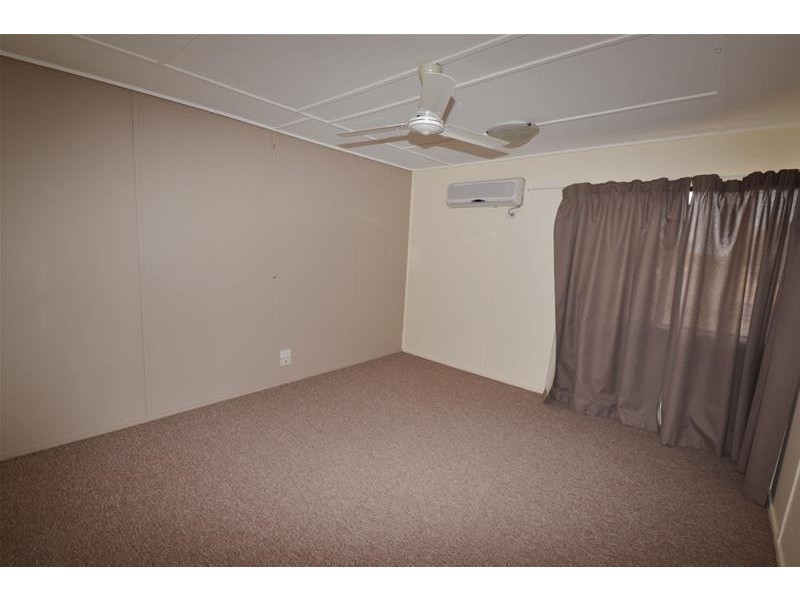 8 Orange Street, Biloela QLD 4715