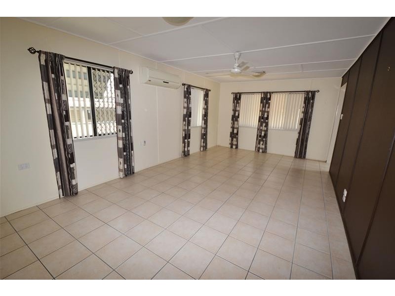 8 Orange Street, Biloela QLD 4715