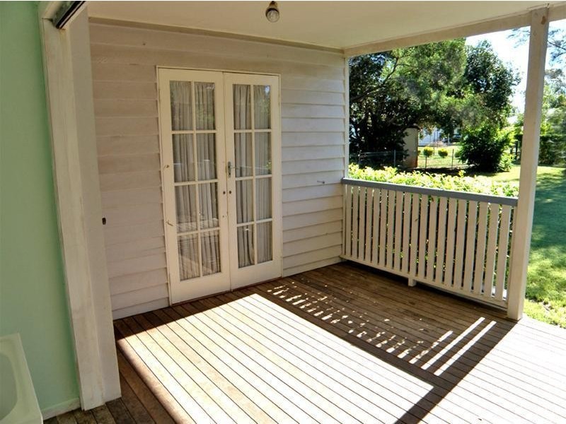 4 Kroombit Street, Biloela QLD 4715