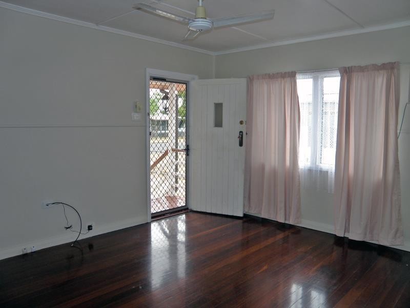 25 Bell Street, Biloela QLD 4715