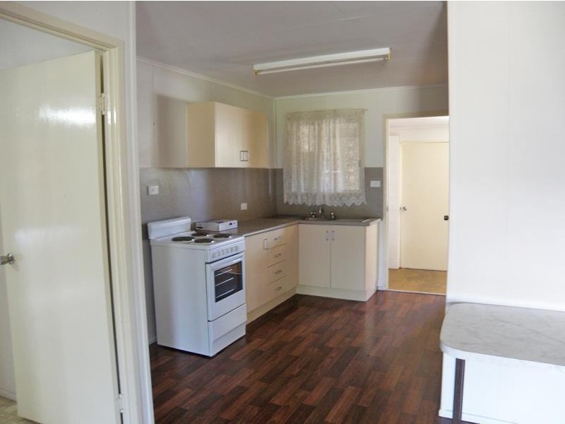 17 Stanley Street, Thangool QLD 4716