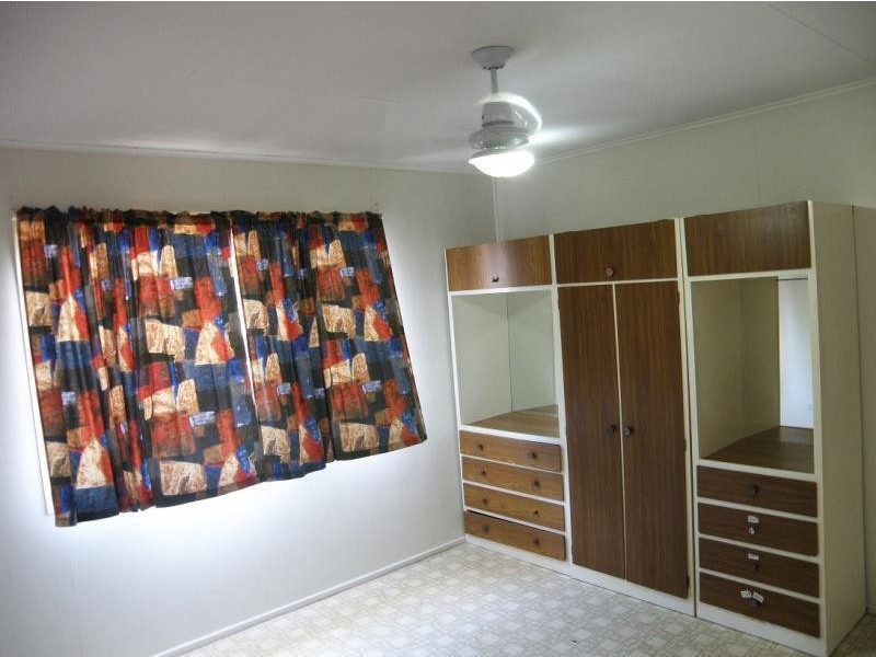 17 Stanley Street, Thangool QLD 4716