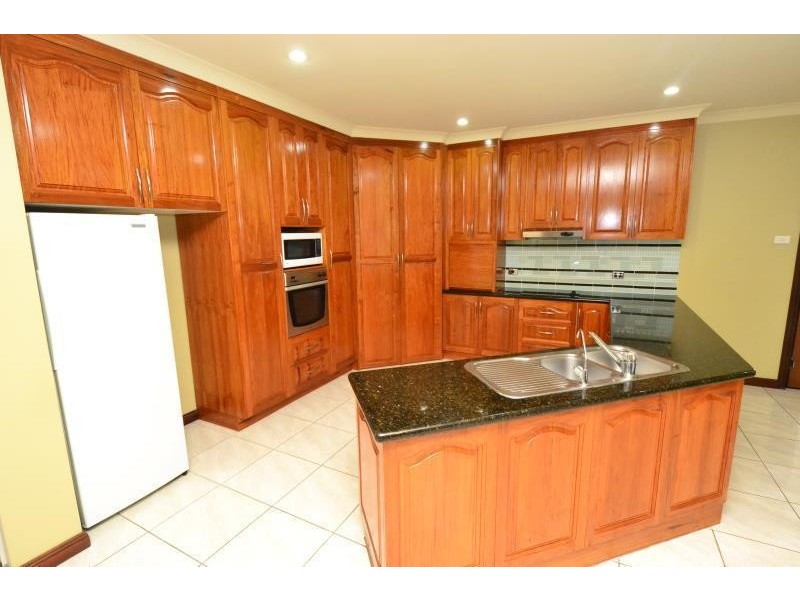 10 Michael Drive, Biloela QLD 4715