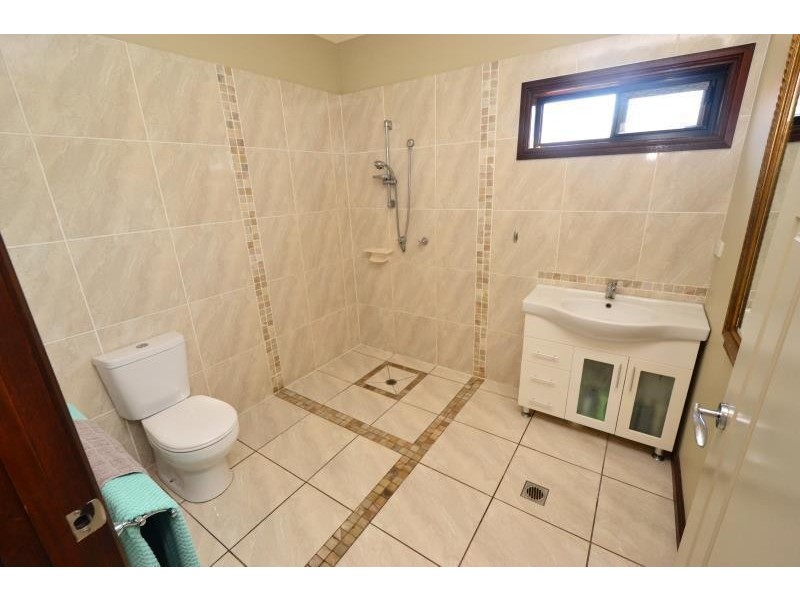 10 Michael Drive, Biloela QLD 4715