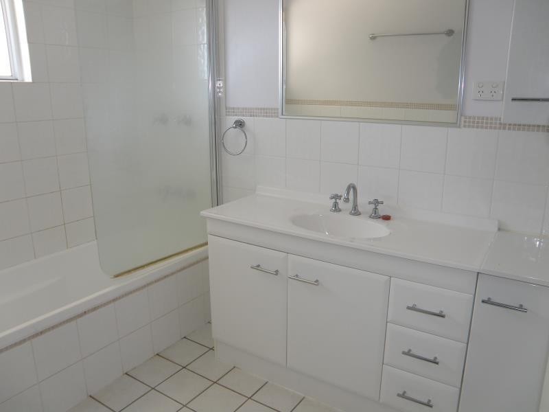 3 Oakey Street, Biloela QLD 4715