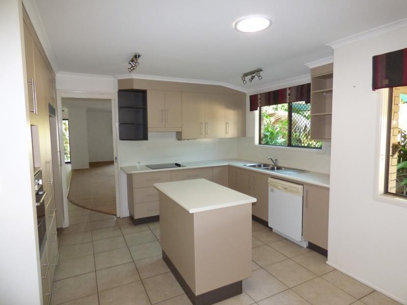 65 Thalberg Avenue, Biloela QLD 4715