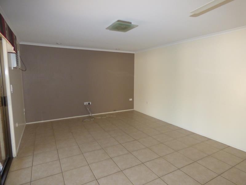 65 Thalberg Avenue, Biloela QLD 4715