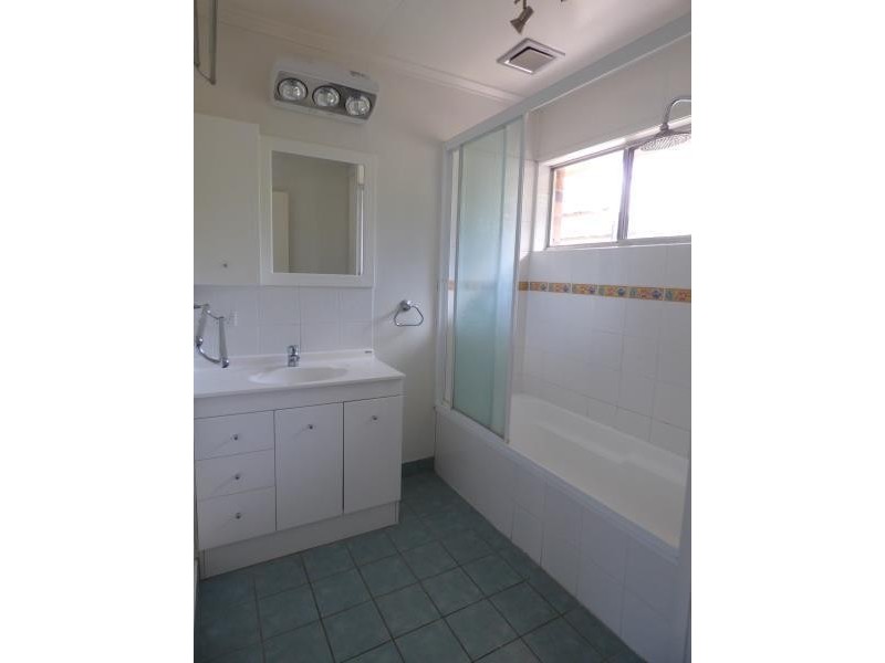 11 Sellheim Street, Biloela QLD 4715