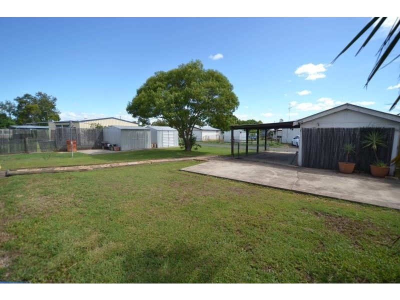 7 Kroombit Street, Biloela QLD 4715