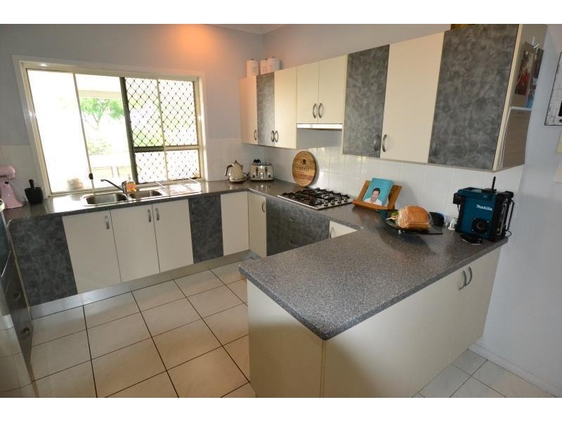 11 Dobb’s Court, Biloela QLD 4715