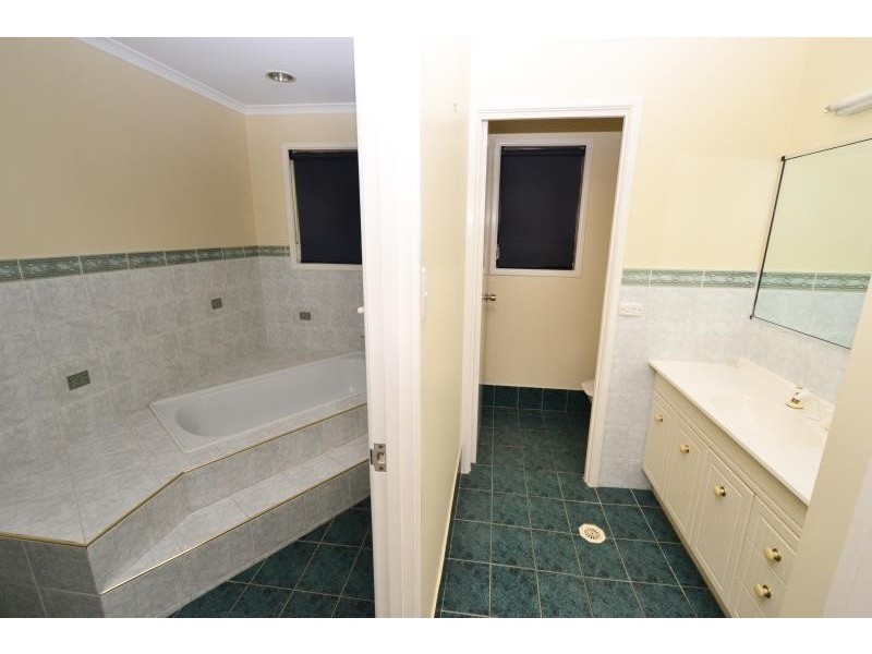 46 Lawrence Street, Biloela QLD 4715