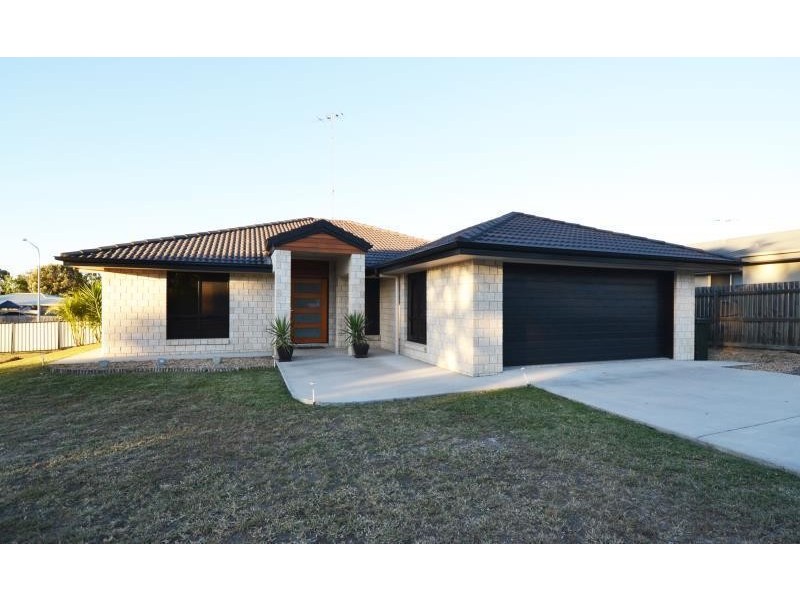 2 Valley View Drive, Biloela QLD 4715