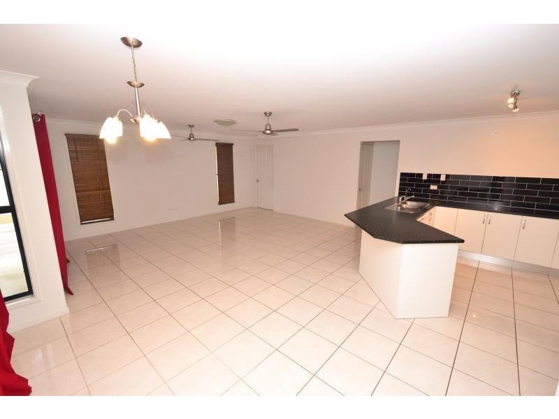 2 Valley View Drive, Biloela QLD 4715