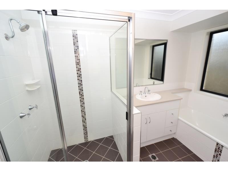 2 Valley View Drive, Biloela QLD 4715