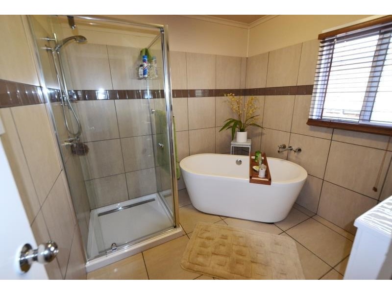 11 Benn Street, Biloela QLD 4715