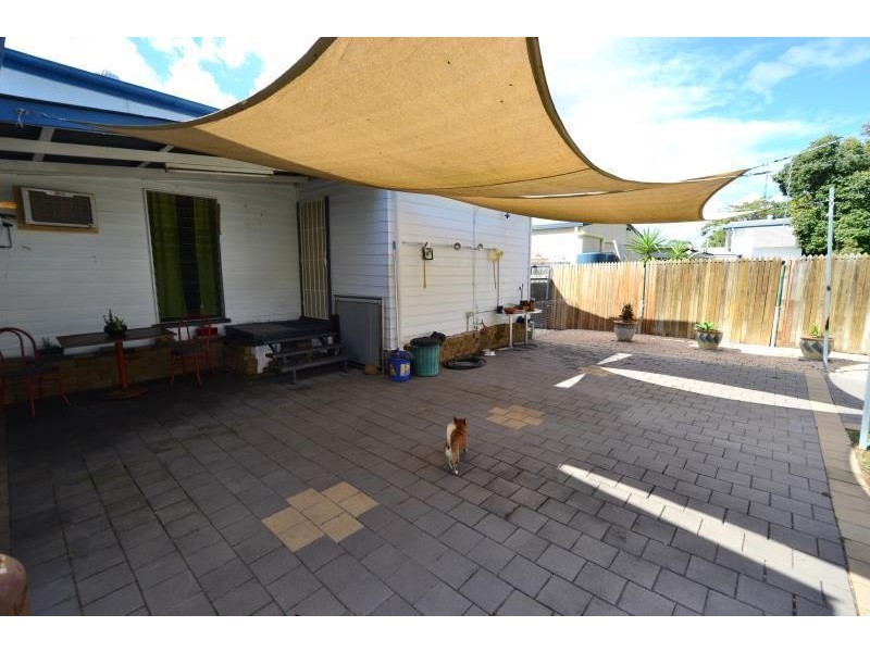 11 Benn Street, Biloela QLD 4715