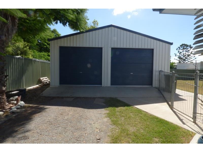 4 Bauhinia Street, Biloela QLD 4715