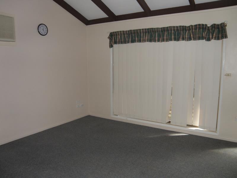 2/160 Kroombit Street, Biloela QLD 4715