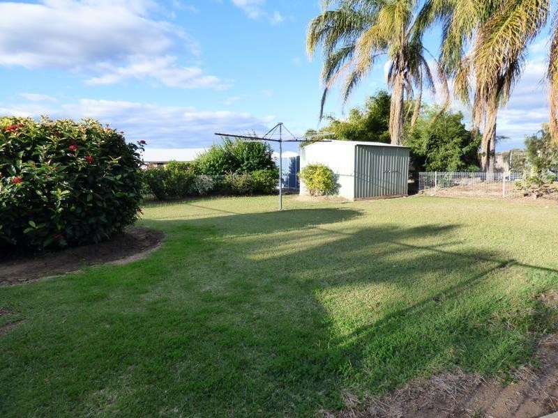 52 Lawrence Street, Biloela QLD 4715