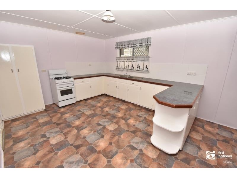 15 Manton Street, Biloela QLD 4715