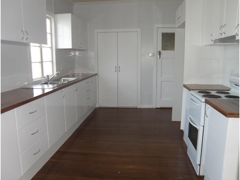 97 Bell Street, Biloela QLD 4715