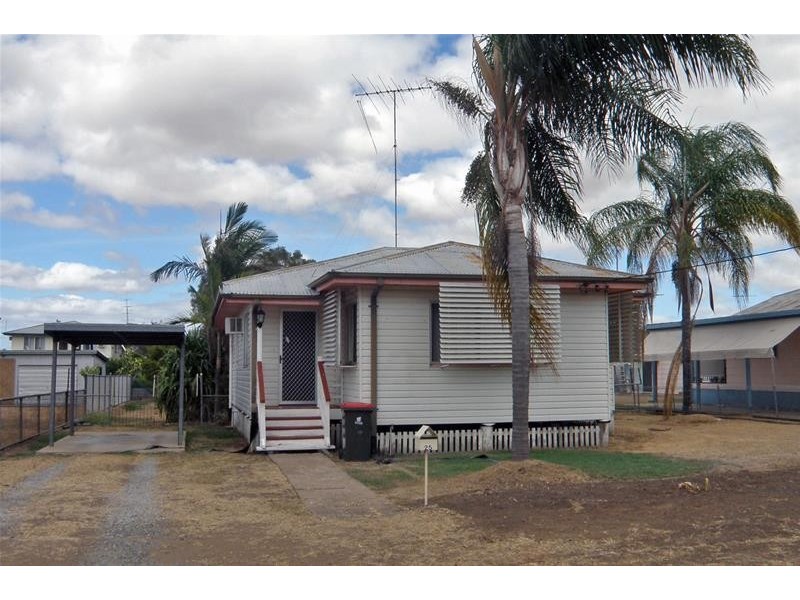 25 Bell Street, Biloela QLD 4715