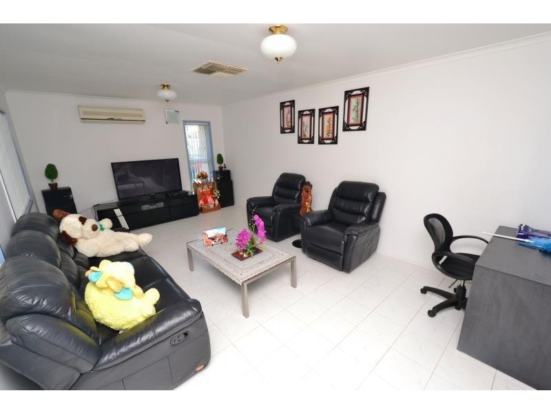 14 Lookerbie Street, Biloela QLD 4715