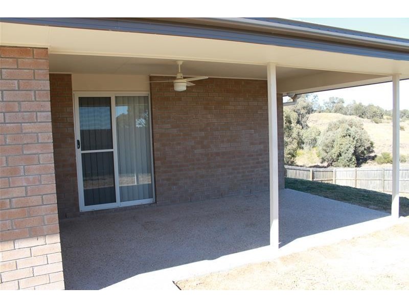 23 Valley View Drive, Biloela QLD 4715