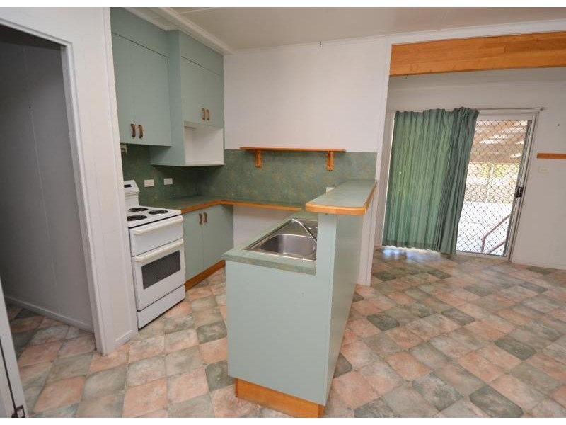 103 Kroombit Street, Biloela QLD 4715