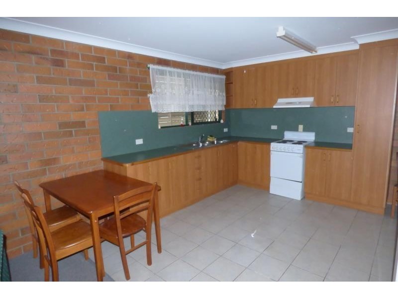 2/132 Kariboe Street, Biloela QLD 4715