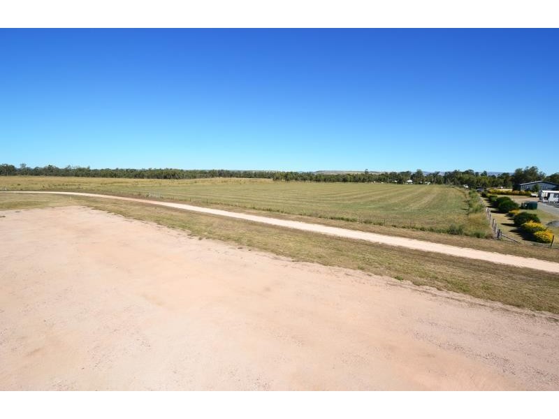 56 Dawson Highway, Biloela QLD 4715