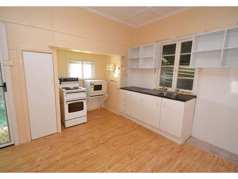 125 Bell Street, Biloela QLD 4715