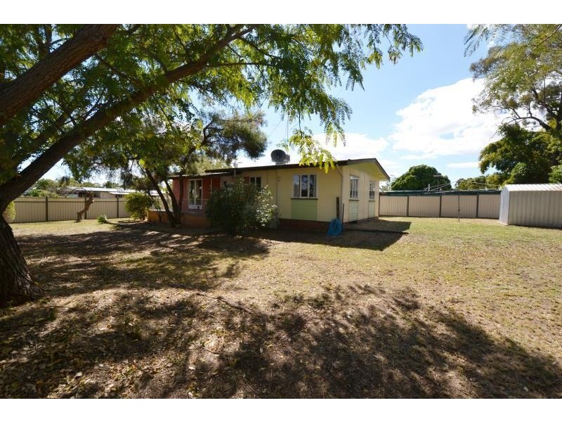 14 Buckland Street, Biloela QLD 4715