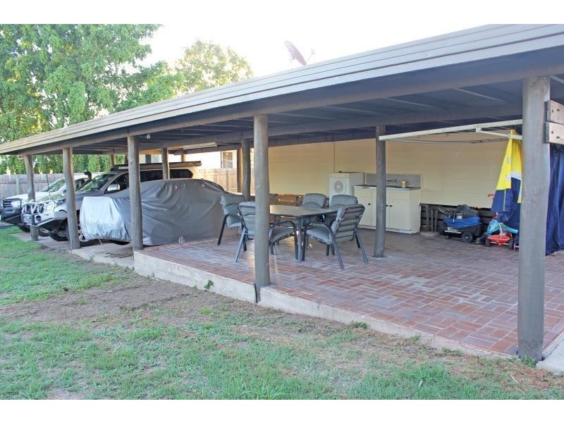 16 Neville Street, Biloela QLD 4715