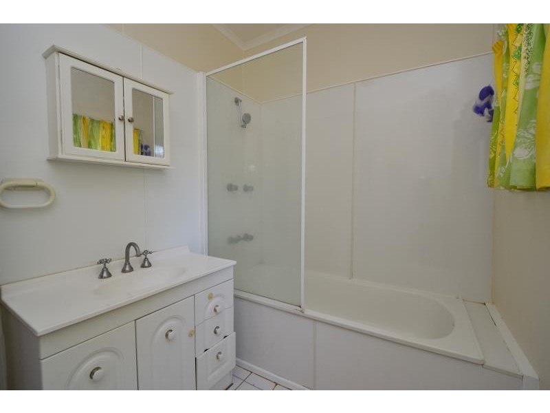 13 Bell Street, Biloela QLD 4715