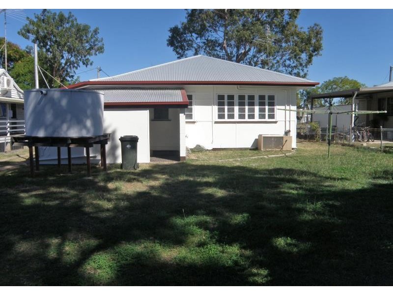 24 Bell Street, Biloela QLD 4715