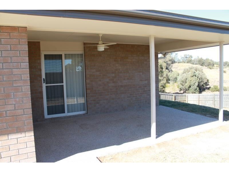 23 Valley View Drive, Biloela QLD 4715