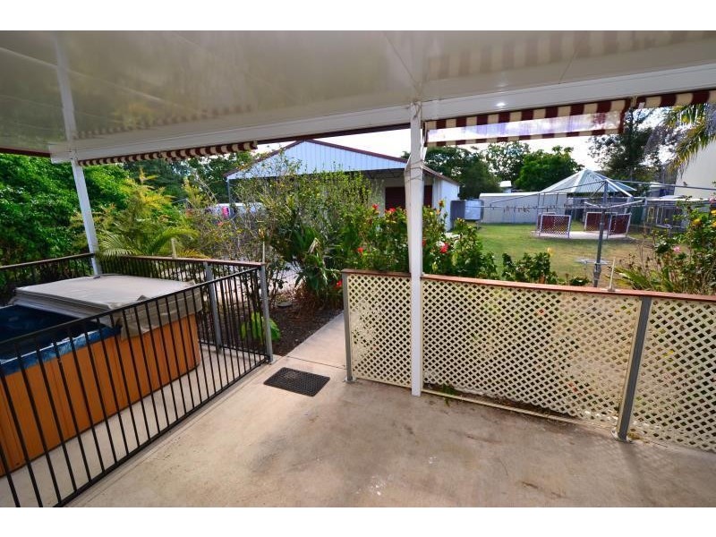 8 Leslie Street, Thangool QLD 4716