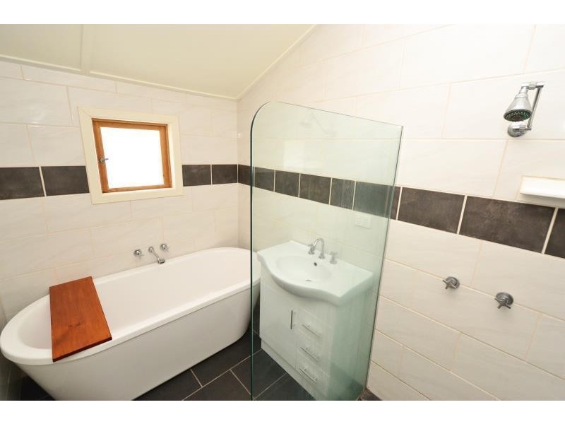 87 Grevillea Street, Biloela QLD 4715