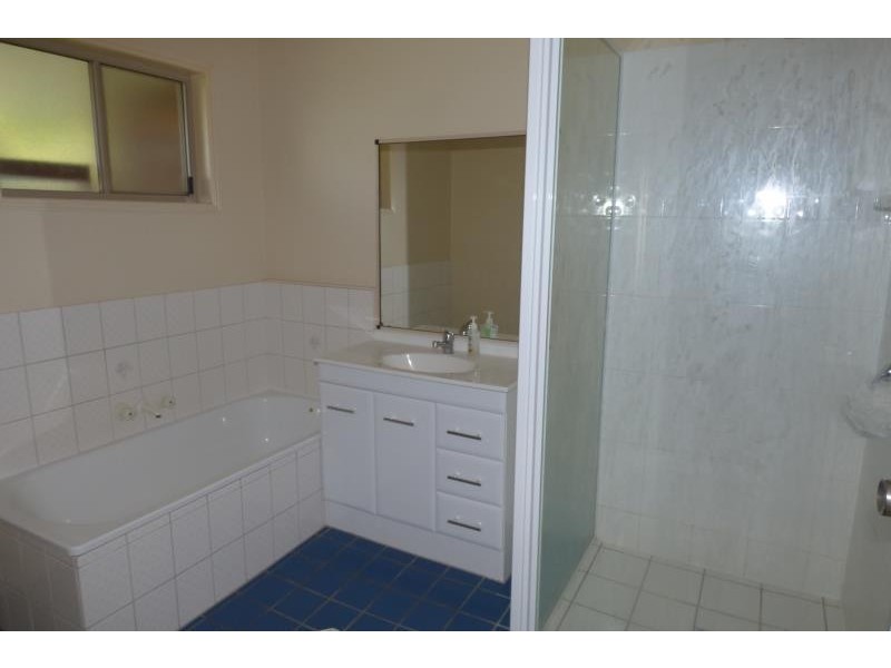 2/37 Prospect Street, Biloela QLD 4715