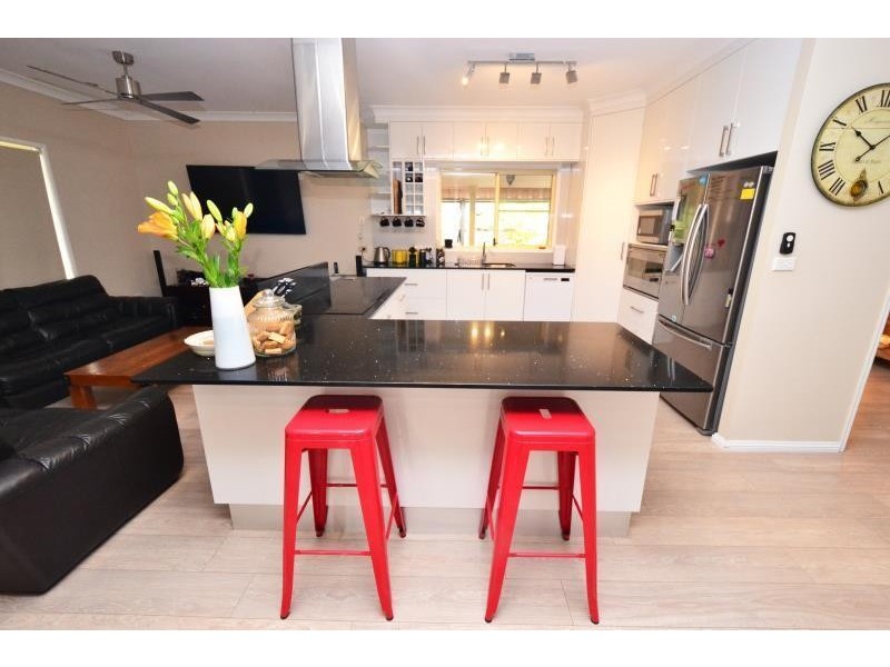 15 Hills Avenue, Biloela QLD 4715