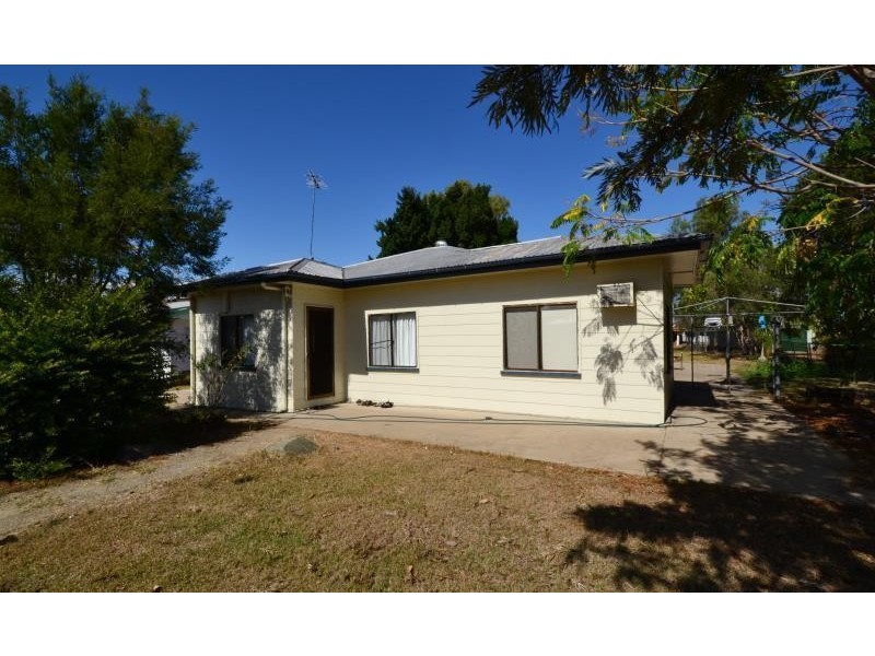 13 Bell Street, Biloela QLD 4715