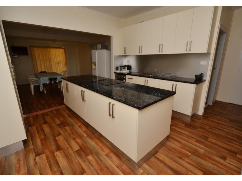 13 Bell Street, Biloela QLD 4715