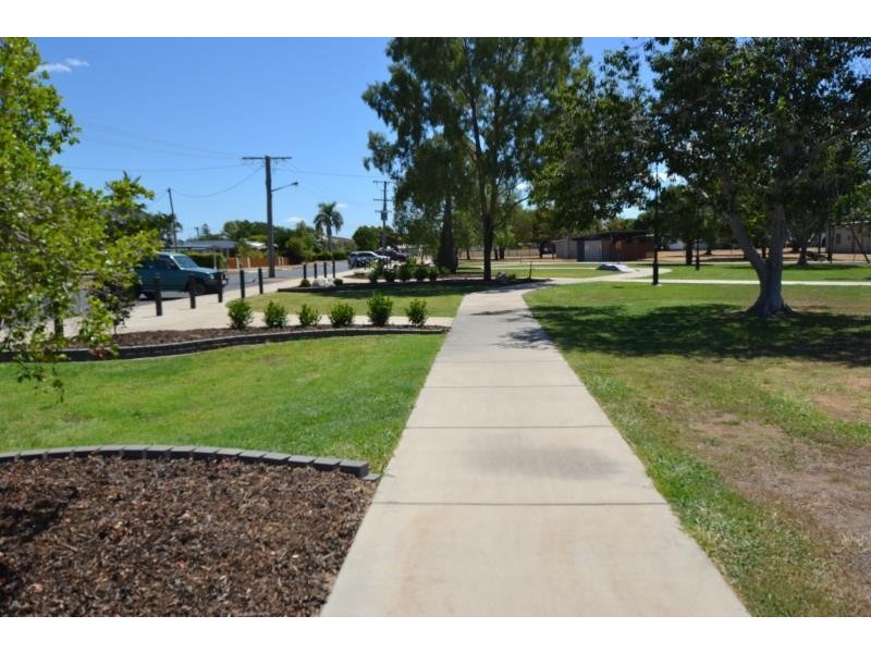 2 Thomas Close, Biloela QLD 4715