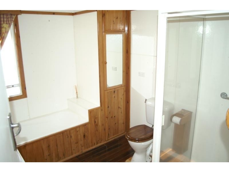 30 Rainbow Street, Biloela QLD 4715